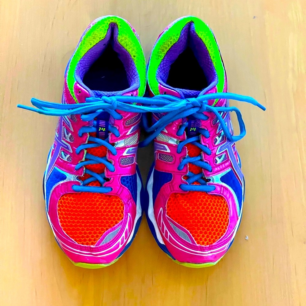 ASICS ATHLETIC SHOES